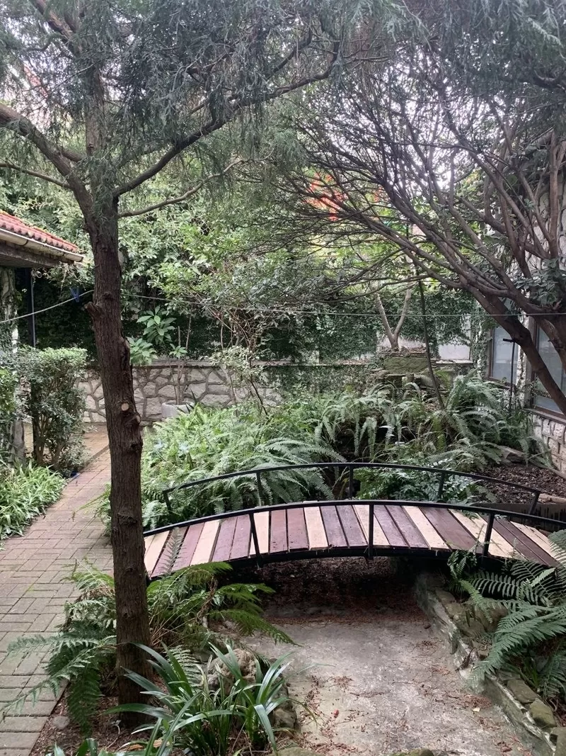 Резиденция в Адлере—всего в 2 минутах от моря. 3