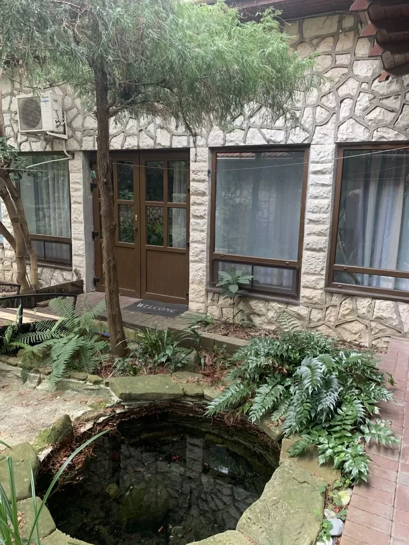 Резиденция в Адлере—всего в 2 минутах от моря. 4